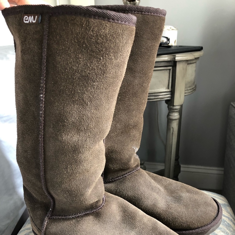 Emu boots